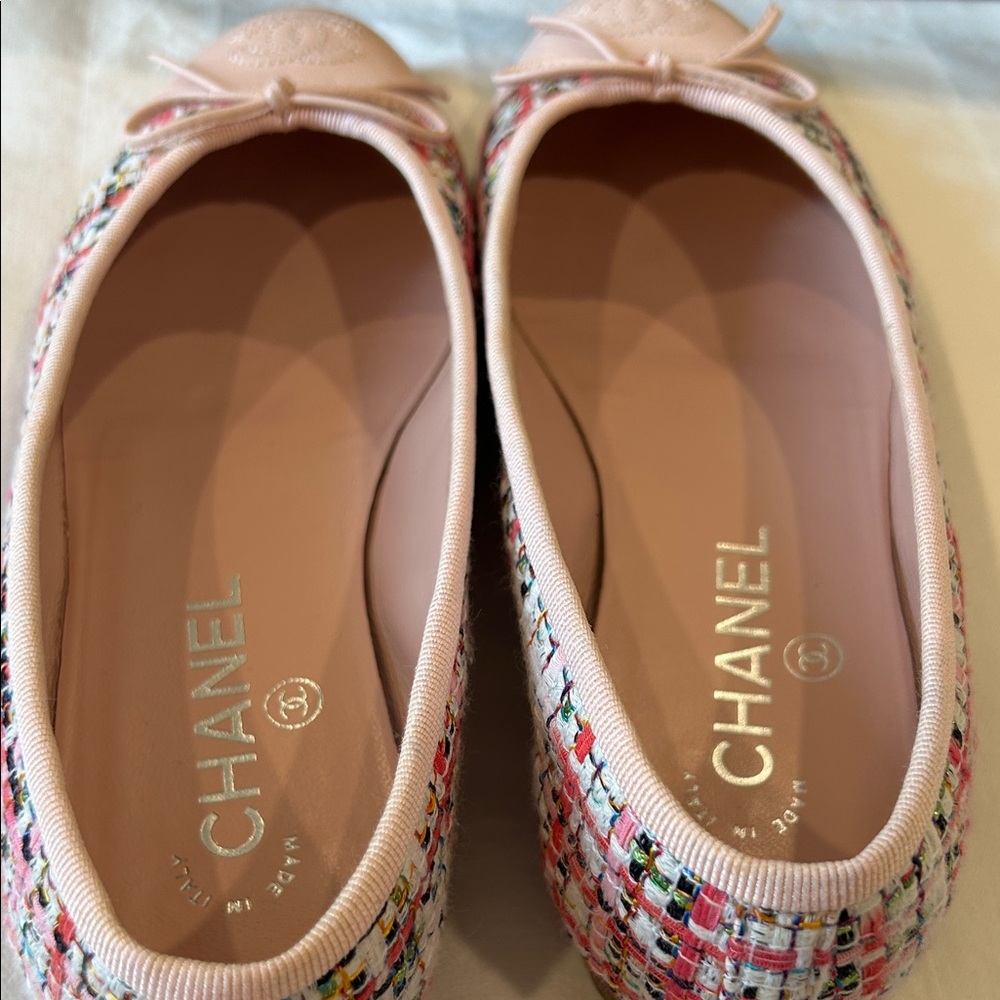 CHANEL Multicolor Tweed Ballerina Flats - Picture 13 of 14